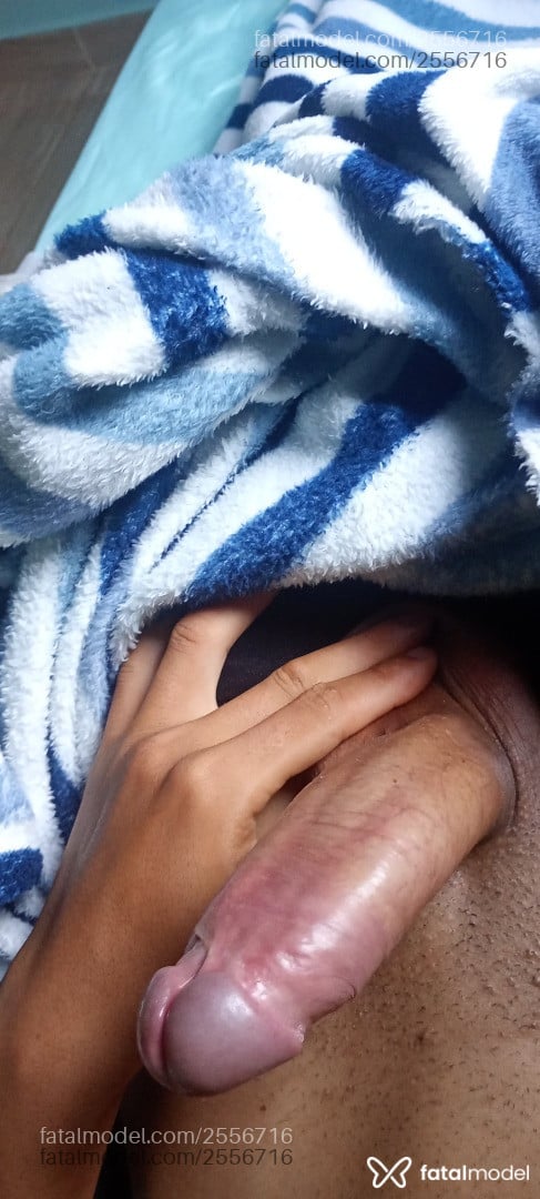 Acompanhante homem morena (o) de olhos verdes - Boladinho