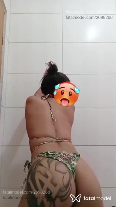Acompanhante mulher morena (o) de olhos mel - Maite Medeiros Acompanhante mulher morena (o) de olhos mel - Maite Medeiros