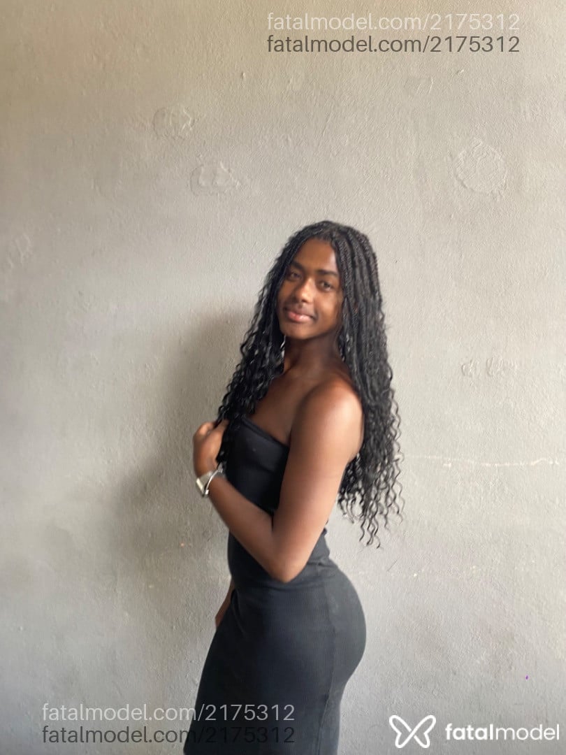 Acompanhante mulher trans morena (o) de olhos castanhos em Belo Horizonte - Ayla Oliveira