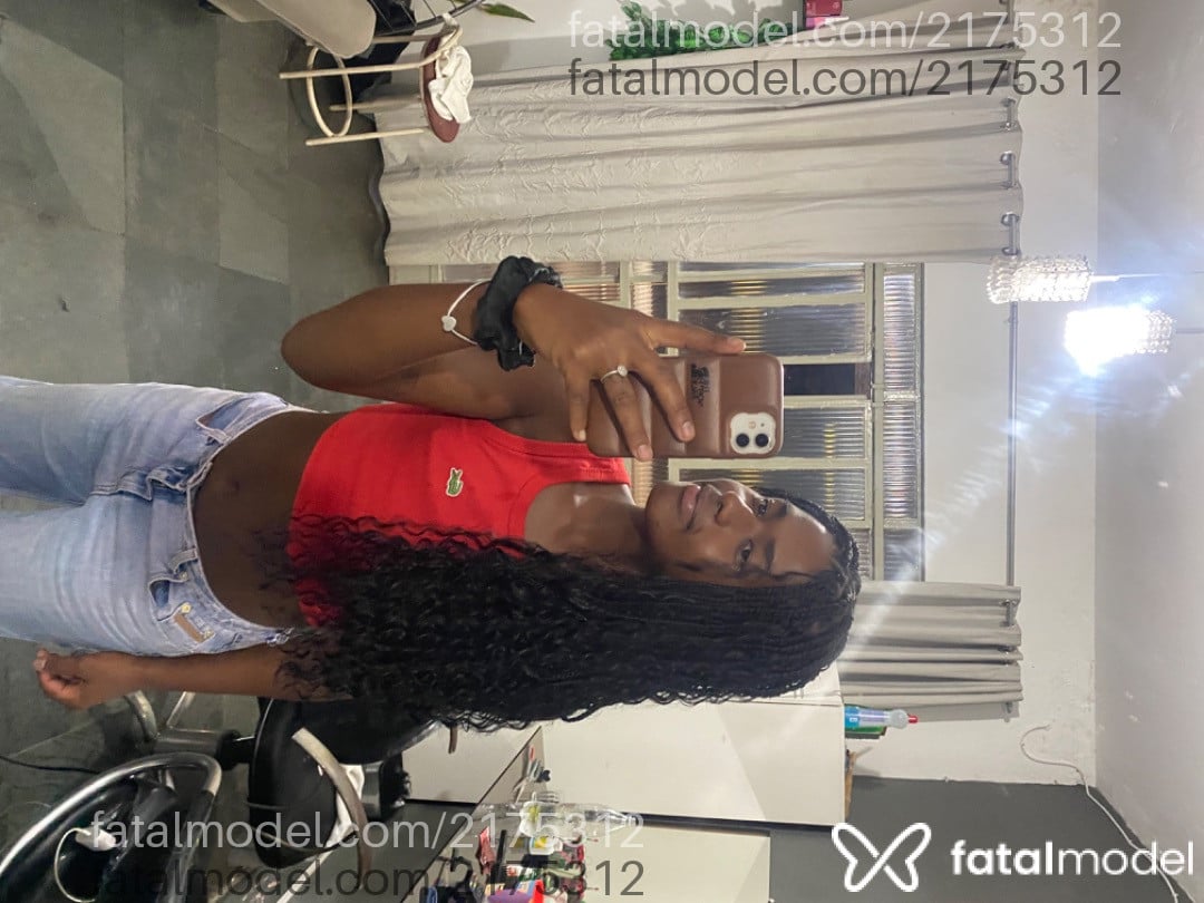 Acompanhante mulher trans morena (o) de olhos castanhos em Belo Horizonte - Ayla Oliveira