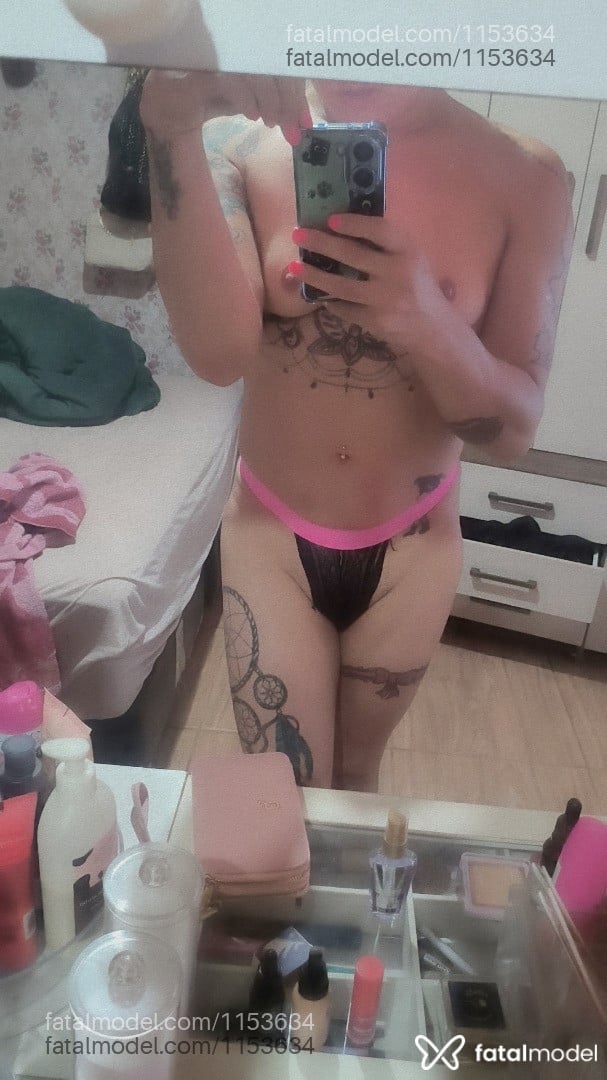 Acompanhante travesti morena (o) de olhos mel em Arapongas - Aline soares