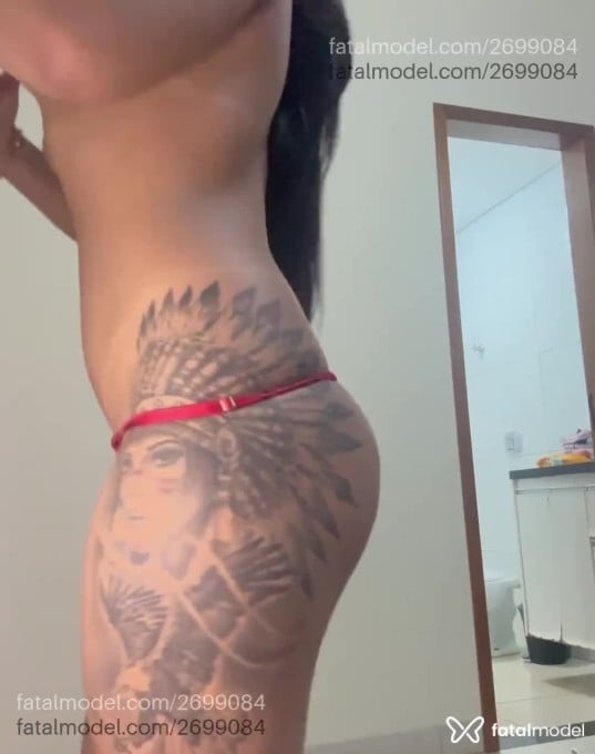 Acompanhante mulher morena (o) de olhos mel em Campo Verde - Bella