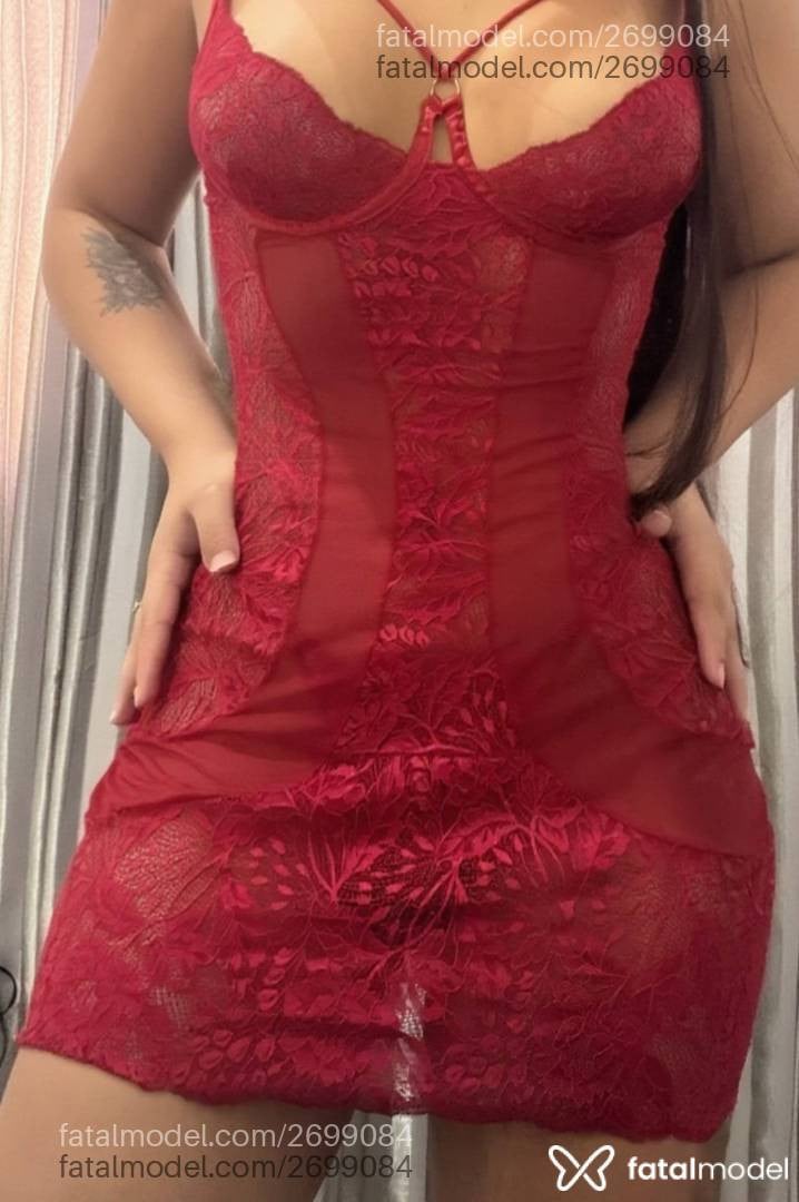 Acompanhante mulher morena (o) de olhos mel - Bella