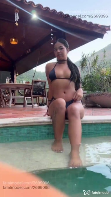 Acompanhante mulher morena (o) de olhos castanhos em Rio de Janeiro - Ayla