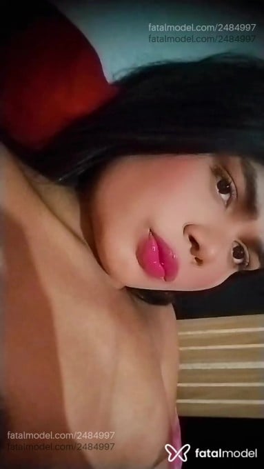 Acompanhante mulher trans com cabelo castanho de olhos pretos em Parauapebas - Deizy