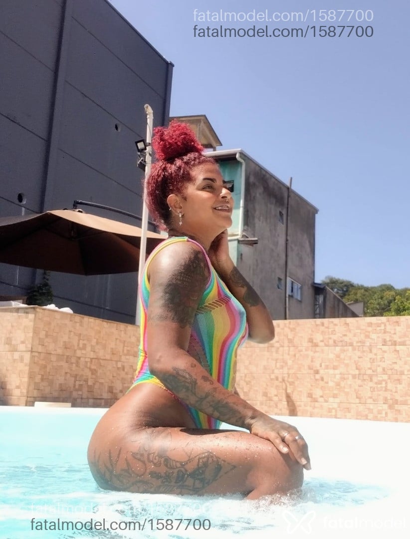Acompanhante mulher ruiva (o) de olhos castanhos em Rio de Janeiro - Leonna