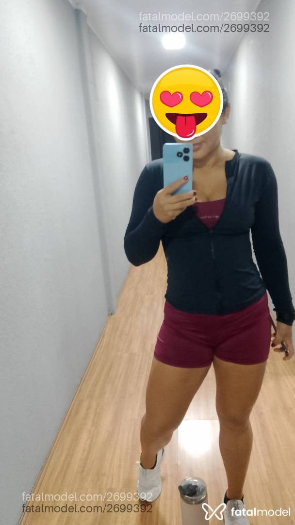 Acompanhante mulher com cabelo castanho de olhos pretos em Nova Prata - Izabela Souza
