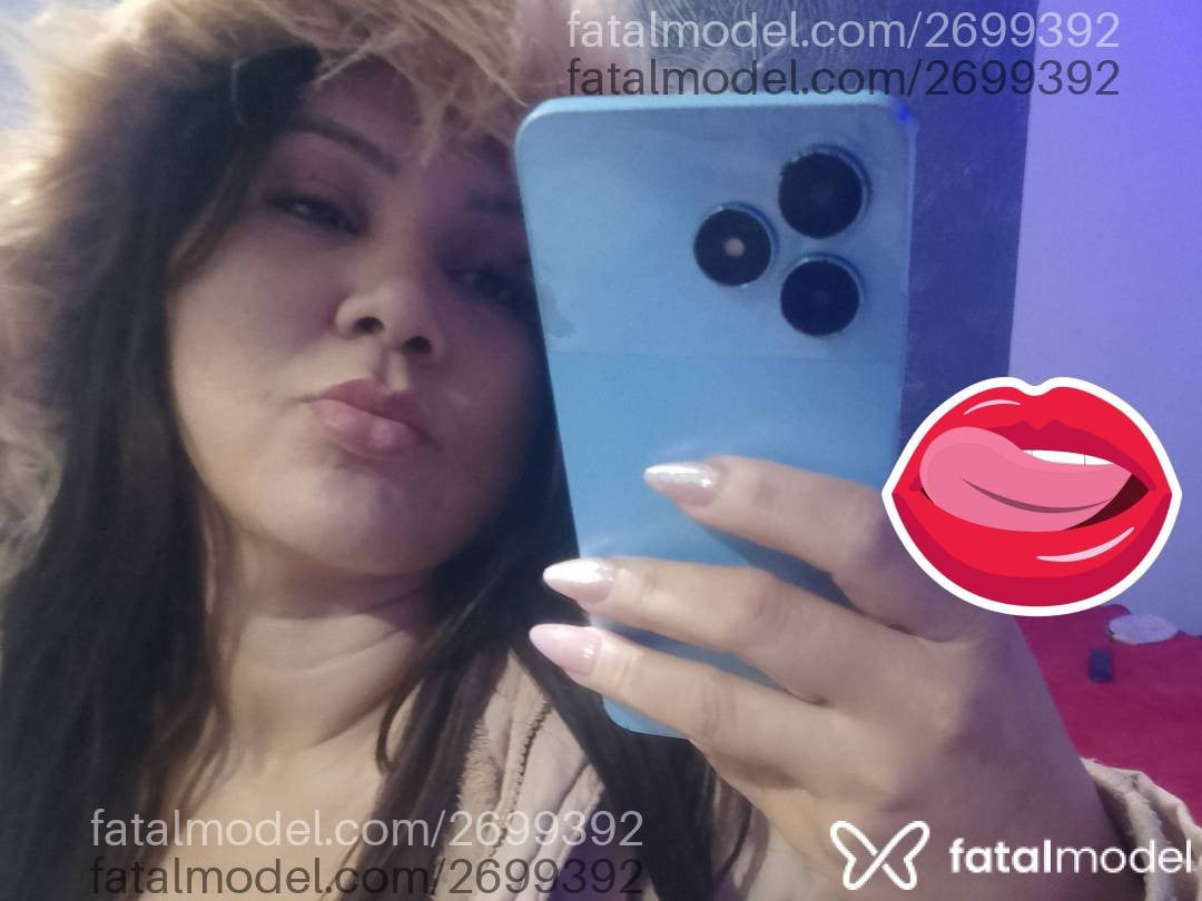 Acompanhante mulher com cabelo castanho de olhos pretos em Nova Prata - Izabela Souza