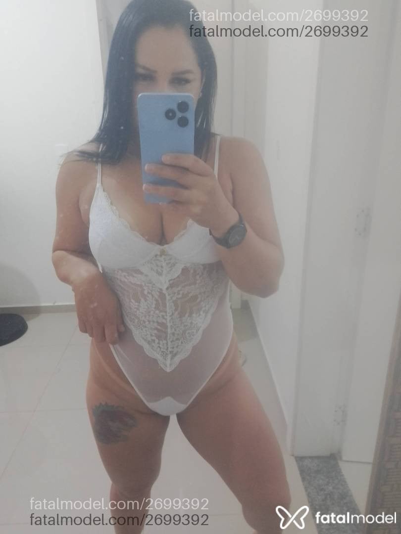 Acompanhante mulher com cabelo castanho de olhos pretos em Nova Prata - Izabela Souza