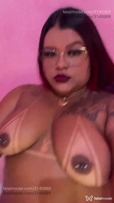 Acompanhante mulher ruiva (o) de olhos castanhos em Porto Velho - Uvinha