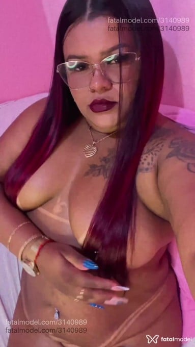 Acompanhante mulher ruiva (o) de olhos castanhos em Porto Velho - Uvinha