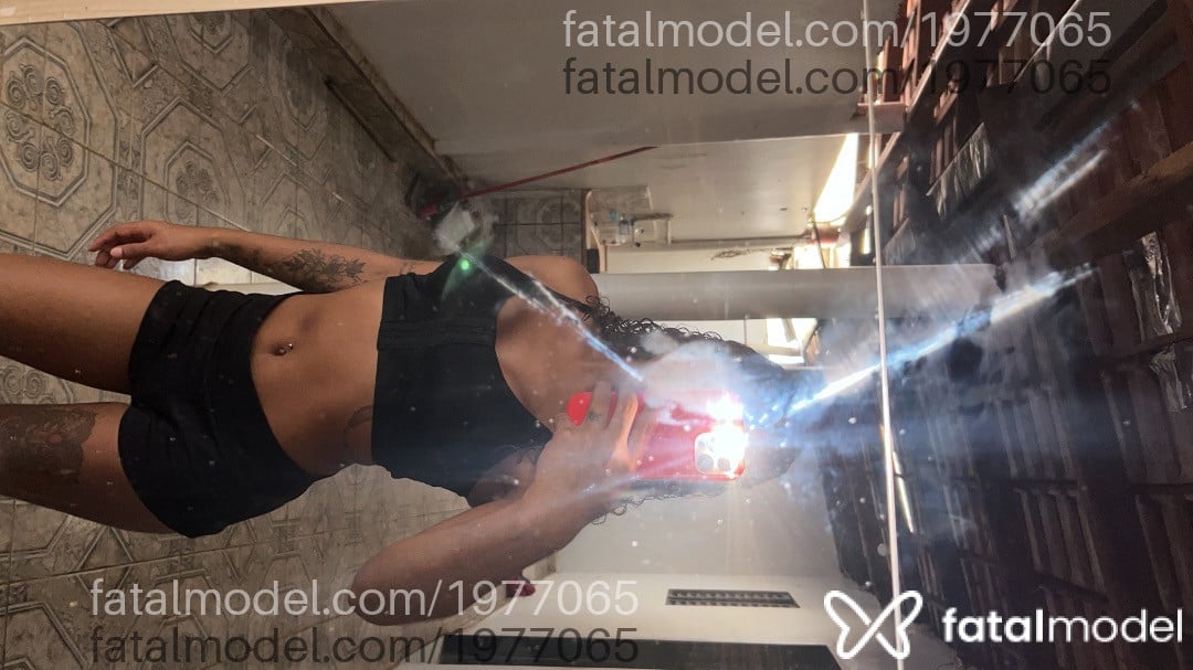 Acompanhante mulher trans morena (o) de olhos pretos em Rio Verde - Cibelly