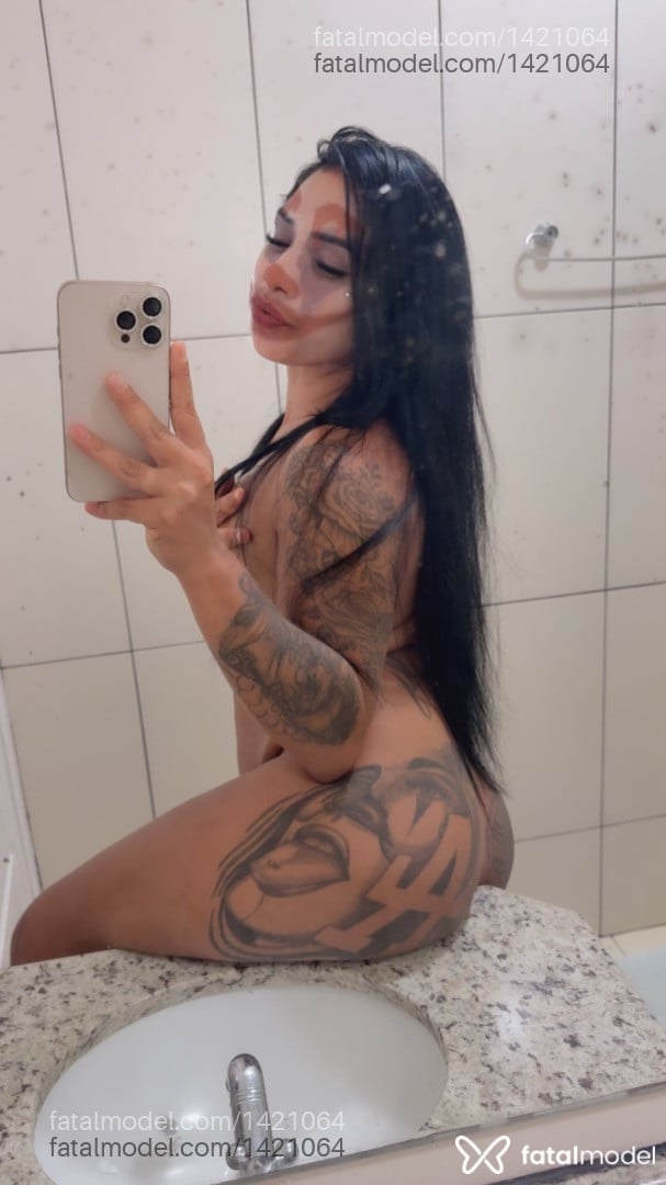Acompanhante mulher morena (o) de olhos pretos em Arapiraca Acompanhante mulher morena (o) de olhos pretos em Arapiraca - Jéssica Menezes