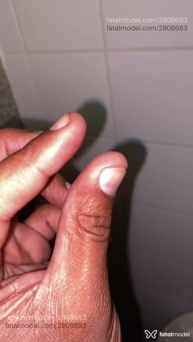 Acompanhante homem com cabelo castanho de olhos pretos em São Paulo Acompanhante homem com cabelo castanho de olhos pretos em São Paulo - Chocolover