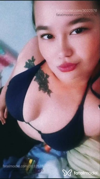 Acompanhante mulher com cabelo castanho de olhos castanhos em Imbé Acompanhante mulher com cabelo castanho de olhos castanhos em Imbé - Priscila