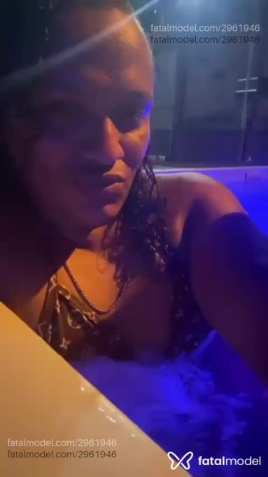 Acompanhante mulher trans morena (o) de olhos castanhos em Sapucaia do Sul - Michelly Werneck