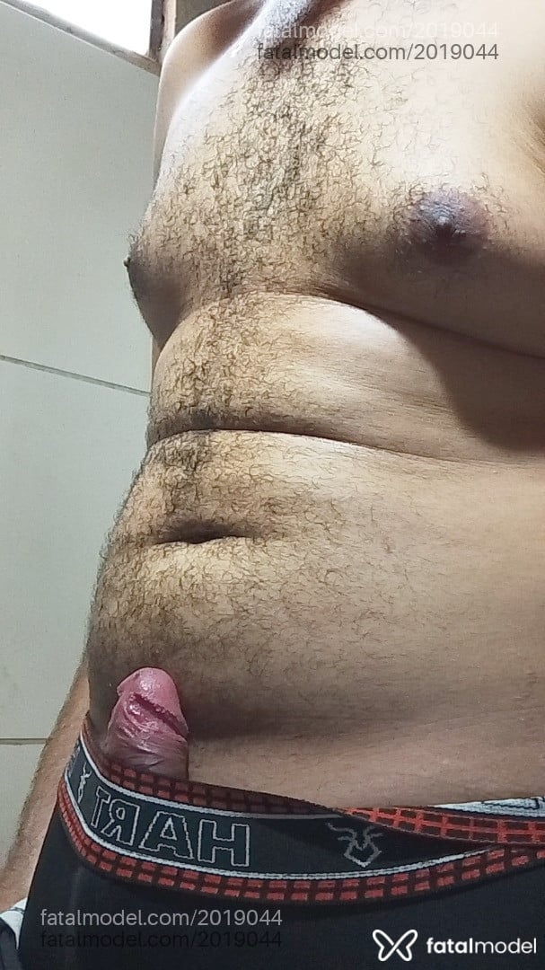 Acompanhante homem morena (o) de olhos castanhos em Cacoal Acompanhante homem morena (o) de olhos castanhos em Cacoal - Pedro