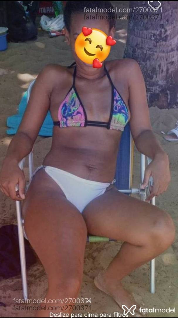 Acompanhante mulher morena (o) de olhos castanhos em Campos dos Goytacazes - Larissa