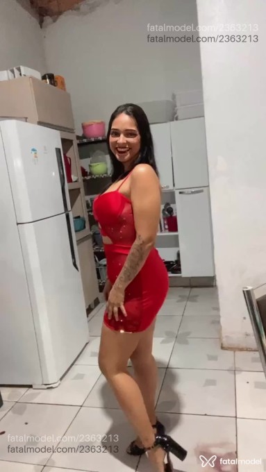 Acompanhante mulher morena (o) de olhos pretos - Letícia Acompanhante mulher morena (o) de olhos pretos - Letícia