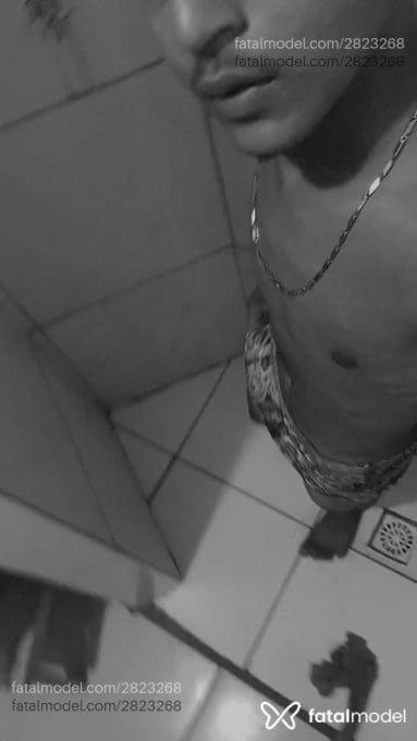 Acompanhante homem morena (o) de olhos castanhos em Araquari - Pedro Henrique