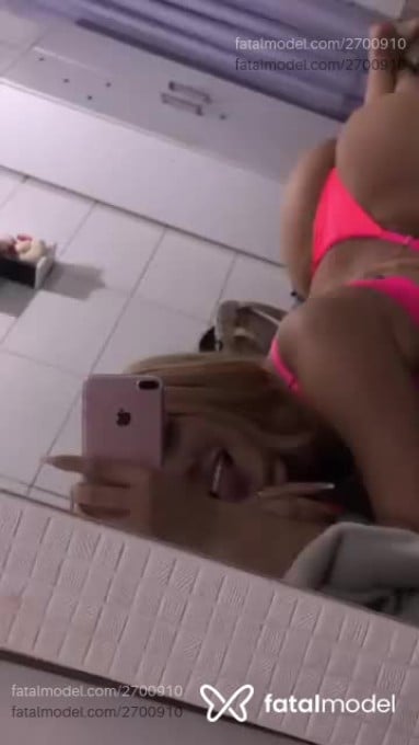 Acompanhante mulher morena (o) de olhos castanhos em Florianópolis - Nicoly Oliveira