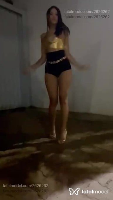 Acompanhante mulher morena (o) de olhos mel em Rondonópolis Acompanhante mulher morena (o) de olhos mel em Rondonópolis - Endry