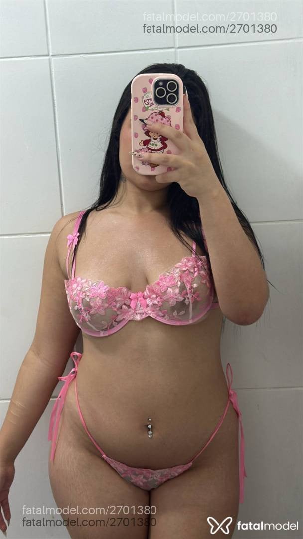 Acompanhante mulher com cabelo castanho de olhos castanhos - Bianca Castro