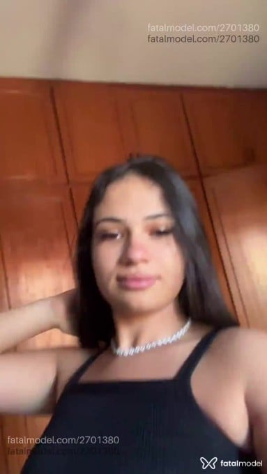Acompanhante mulher com cabelo castanho de olhos castanhos - Bianca Castro