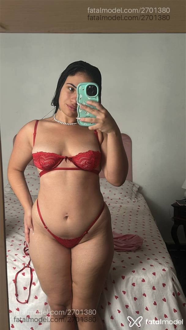 Acompanhante mulher com cabelo castanho de olhos castanhos - Bianca Castro