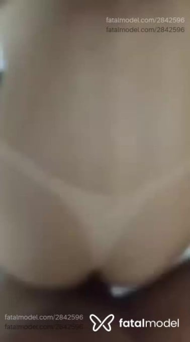 Acompanhante mulher trans com cabelo castanho de olhos castanhos em Salvador - Agatha Bacelar