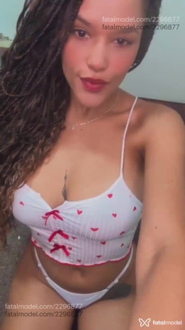 Acompanhante mulher morena (o) de olhos castanhos - Andressinha Acompanhante mulher morena (o) de olhos castanhos - Andressinha