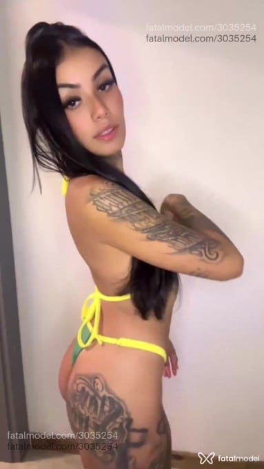 Acompanhante mulher morena (o) de olhos castanhos em Balneário Camboriú - Kauana