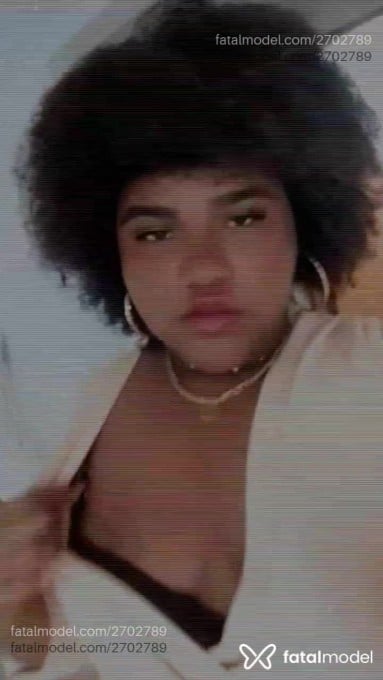 Acompanhante mulher morena (o) de olhos castanhos em Pindamonhangaba - Talita