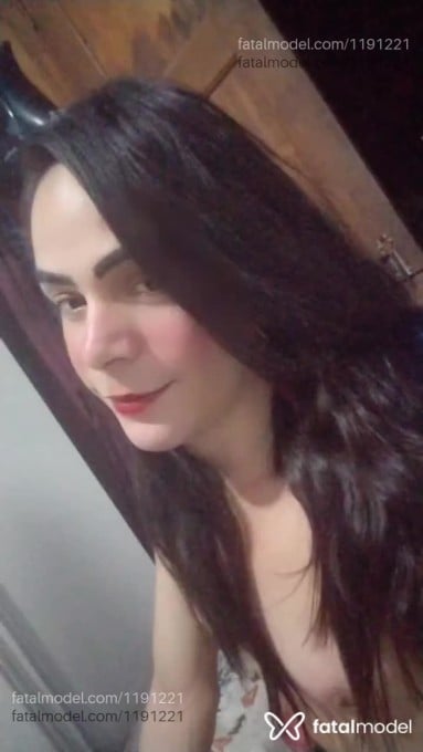 Acompanhante travesti com cabelo castanho de olhos castanhos em Rio Branco Acompanhante travesti com cabelo castanho de olhos castanhos em Rio Branco - Renata