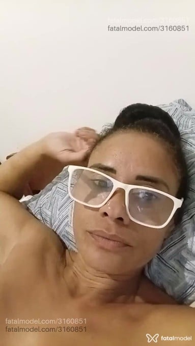 Acompanhante mulher morena (o) de olhos pretos em Porto Alegre - Ttatiana