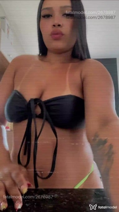 Acompanhante mulher morena (o) de olhos castanhos em Luziânia Acompanhante mulher morena (o) de olhos castanhos em Luziânia - Rariely