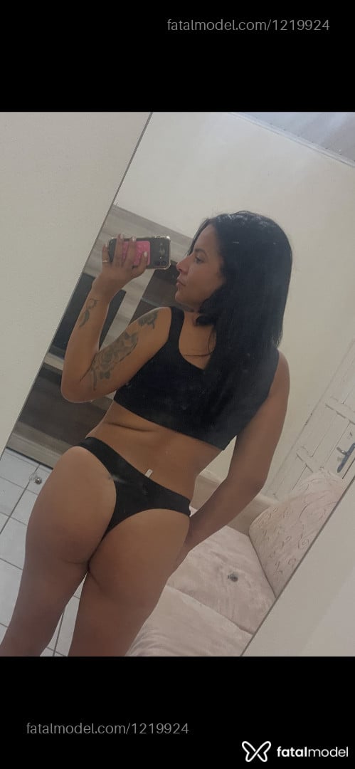 Acompanhante mulher morena (o) de olhos castanhos em Bagé - Emilly Guedes