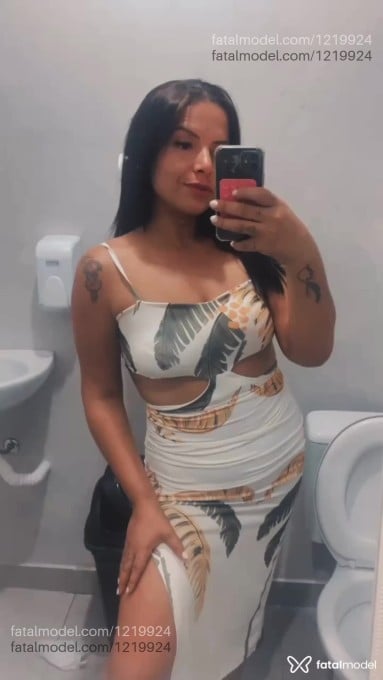 Acompanhante mulher morena (o) de olhos castanhos em Bagé - Emilly Guedes