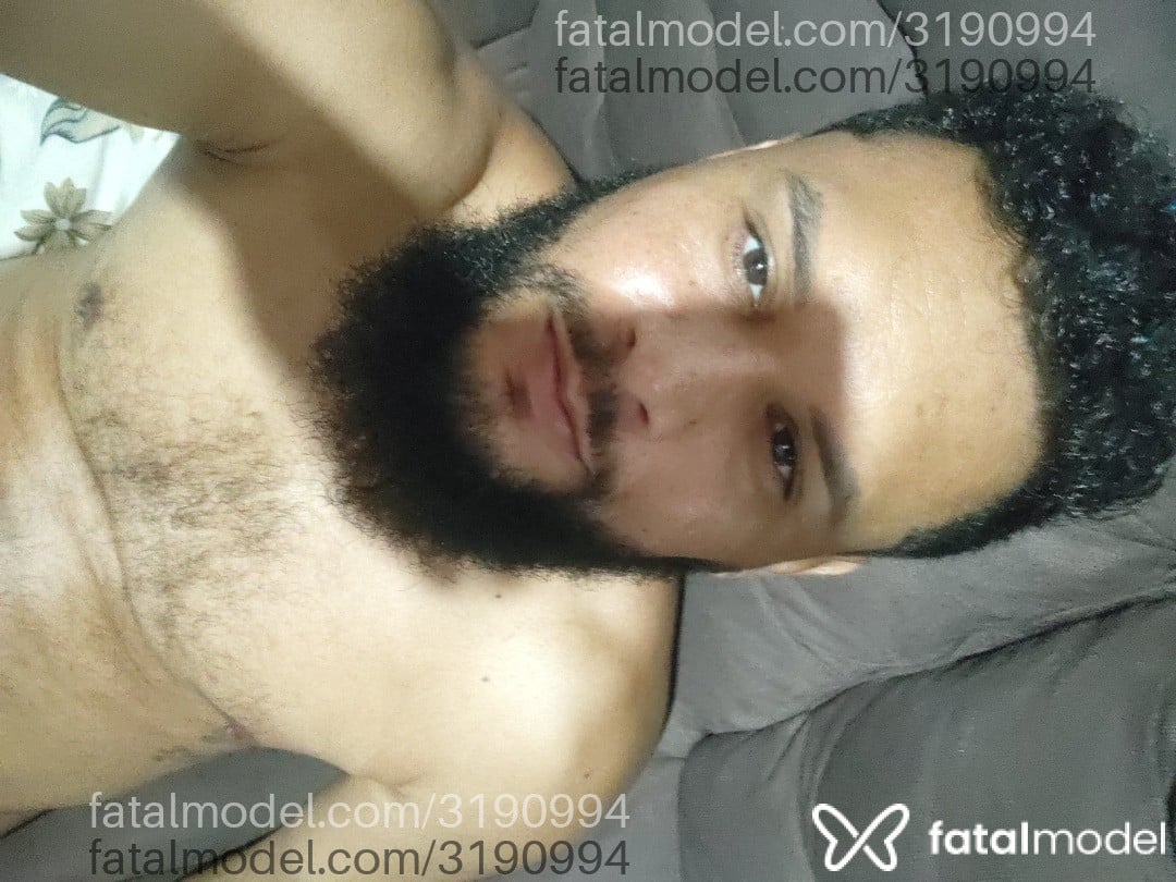 Acompanhante homem morena (o) de olhos castanhos em Viamão Acompanhante homem morena (o) de olhos castanhos em Viamão - Everson