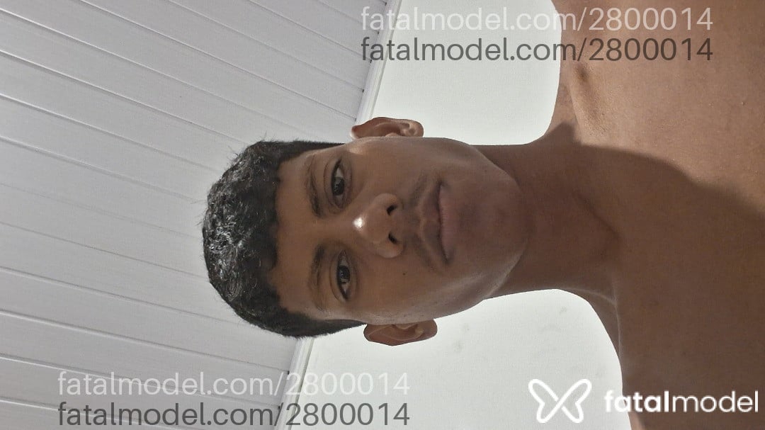 Acompanhante homem morena (o) de olhos castanhos em Navegantes - Mateus