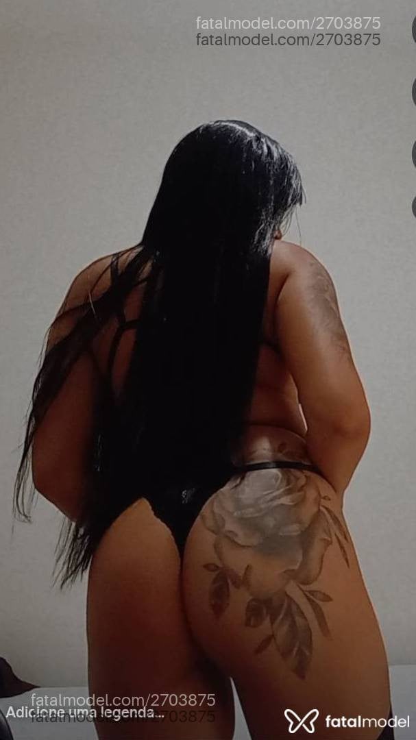 Acompanhante mulher com cabelo castanho de olhos castanhos - Alana