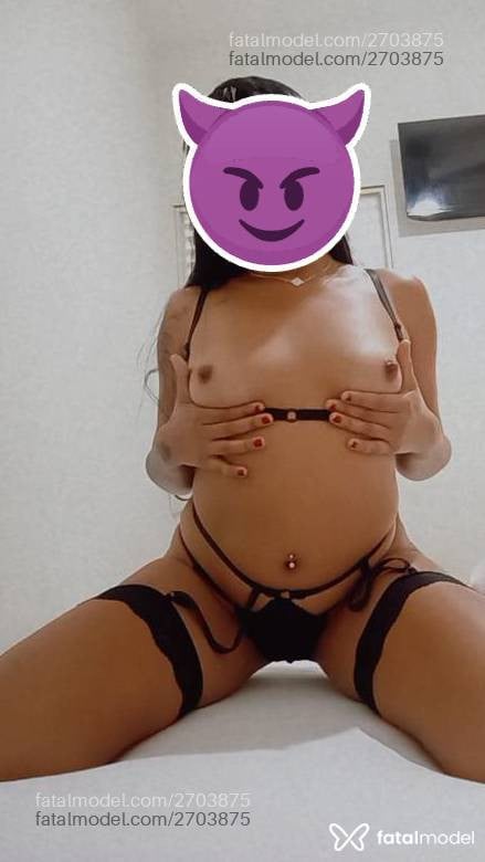 Acompanhante mulher com cabelo castanho de olhos castanhos em Cláudio - Alana