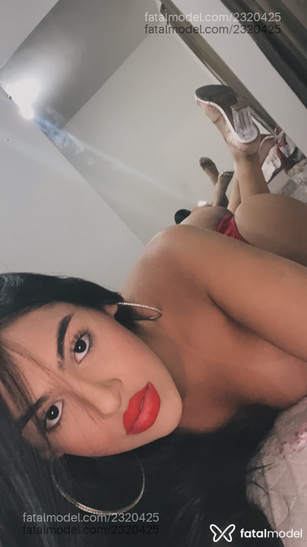 Acompanhante mulher trans morena (o) de olhos pretos em Belo Horizonte - Laura Beatriz