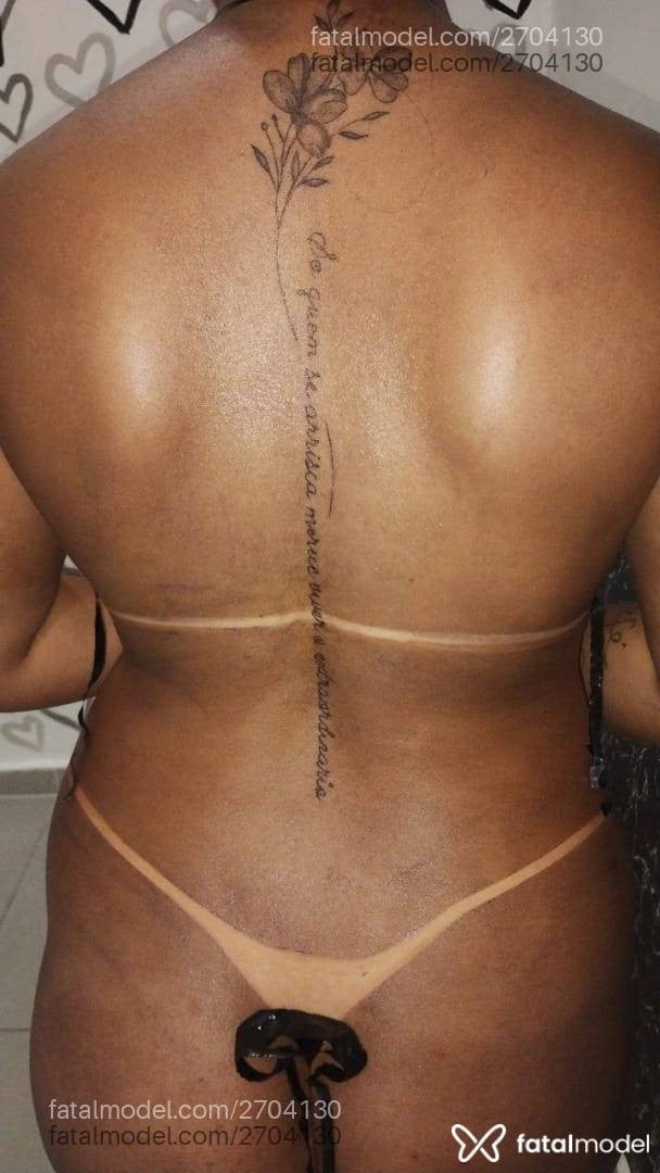 Acompanhante mulher morena (o) de olhos castanhos em Campos dos Goytacazes - Stella