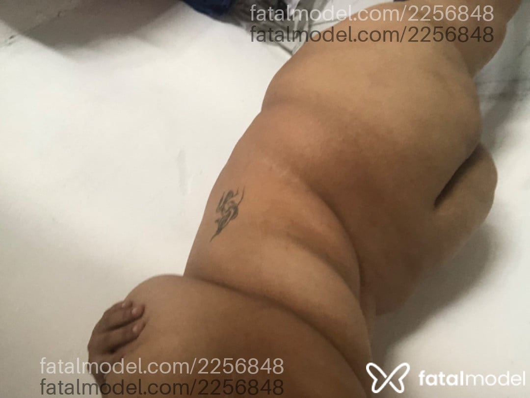 Acompanhante não-binário morena (o) de olhos castanhos em Recife - Ariel Barbosa