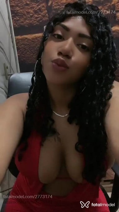 Acompanhante mulher morena (o) de olhos castanhos em Descalvado Acompanhante mulher morena (o) de olhos castanhos em Descalvado - Veronica
