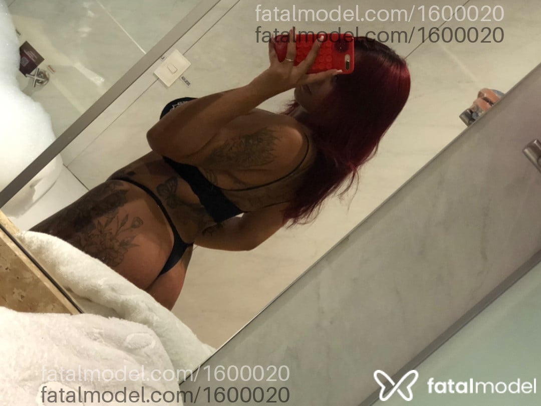 Acompanhante mulher ruiva (o) de olhos castanhos em Belo Horizonte - Bela Martins