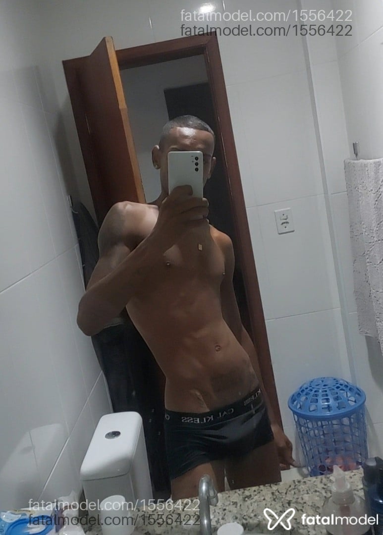 Acompanhante homem morena (o) de olhos castanhos em Rio de Janeiro - Davi Santos