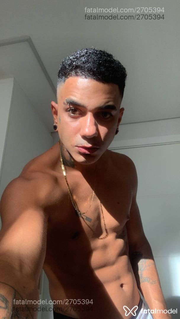 Acompanhante homem morena (o) de olhos castanhos em Virtual Acompanhante homem morena (o) de olhos castanhos em Virtual - Thiago Licon