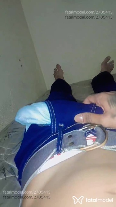 Acompanhante homem com cabelo castanho de olhos castanhos - Danadinho Acompanhante homem com cabelo castanho de olhos castanhos - Danadinho